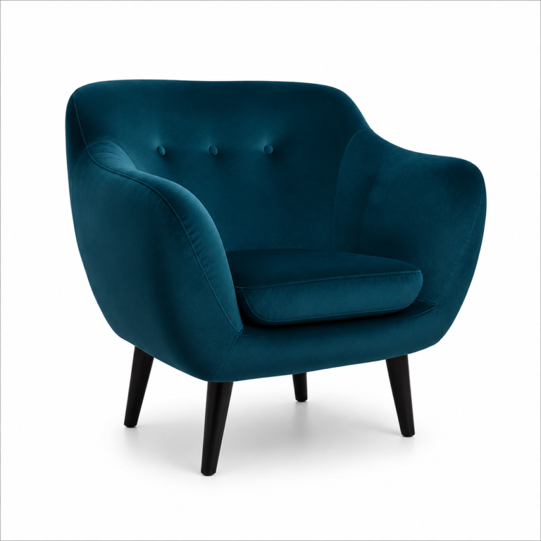Upholstered armchair with armrests—quilted